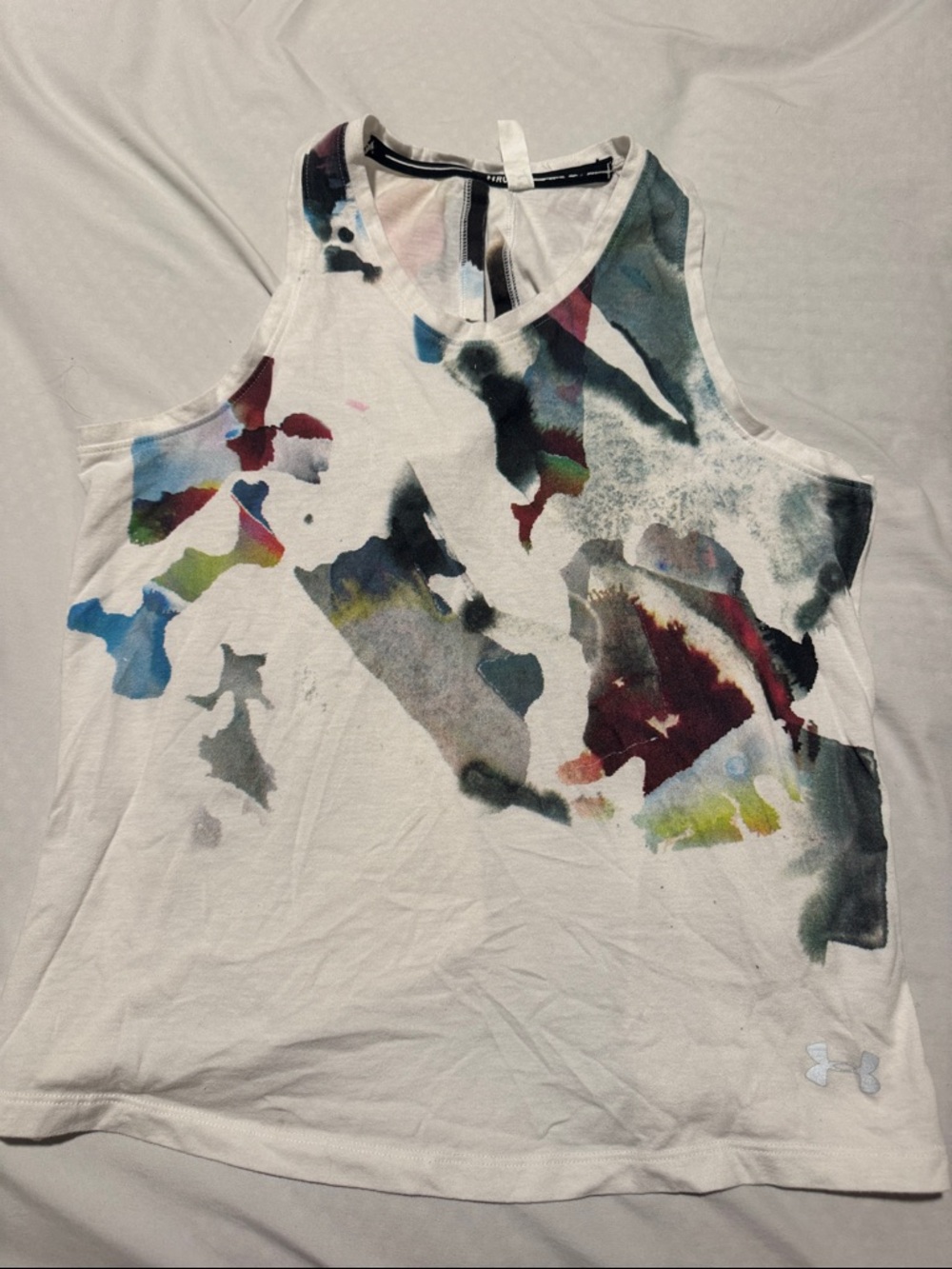 Under Armour White Tank Top with Multicolor Abstract Print